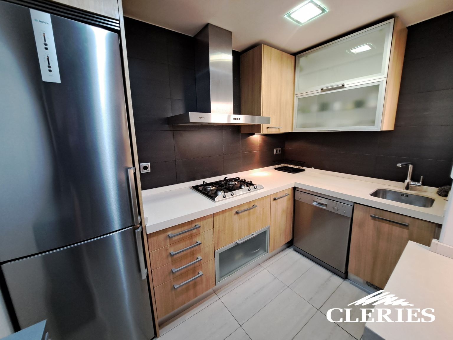 /RealEstateImages/6869/20260325_122808 [Resolucion de Escritorio].jpg